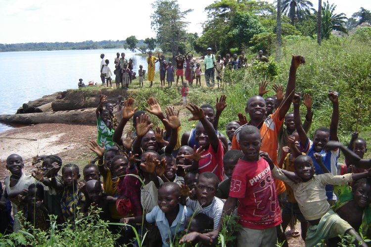 Children in Mai-Ndombe